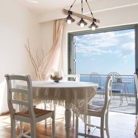 The Balcony Of Mani Villa Tseria Kültér fotó