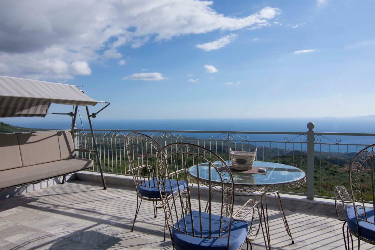 The Balcony Of Mani Villa Tseria Kültér fotó